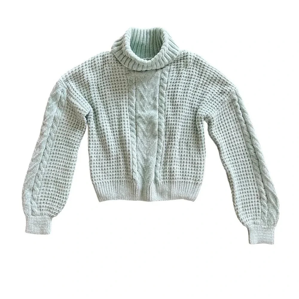 NWT Hippie Rose cable knit sweater in Neptune green size Medium